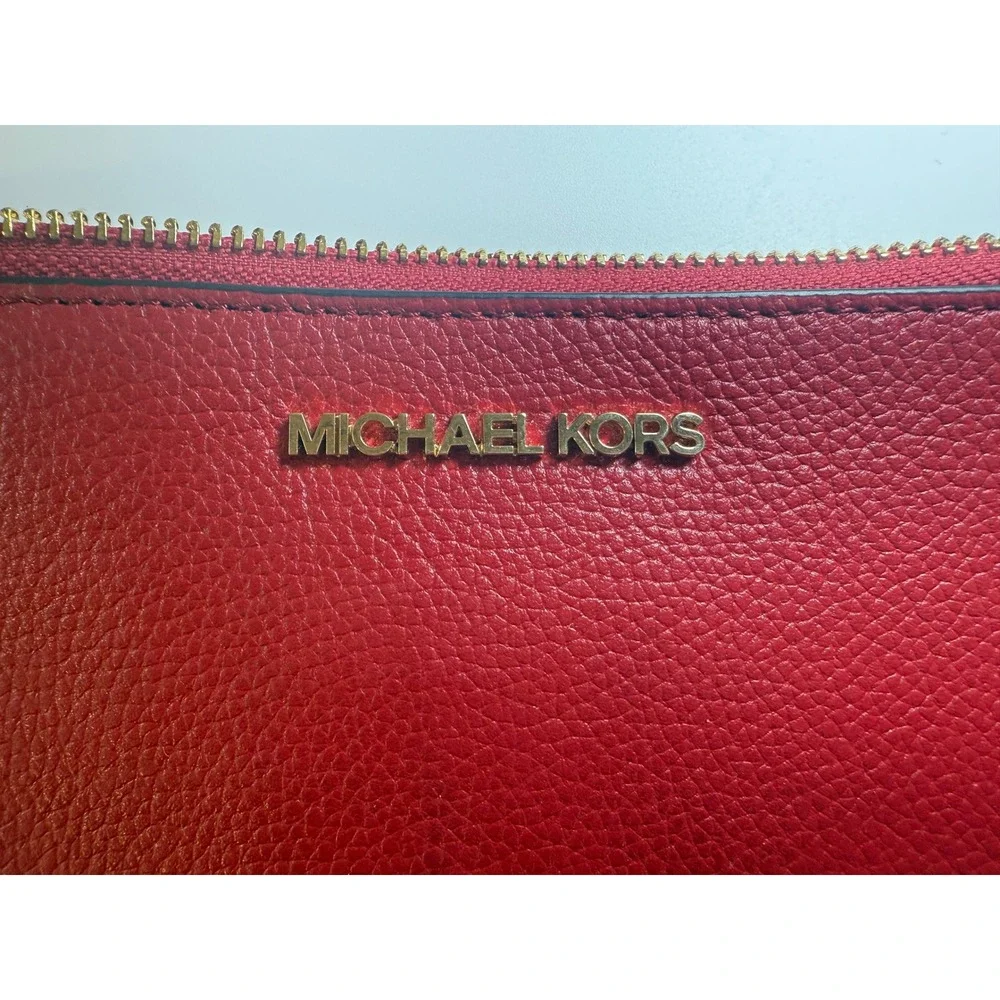 Michael Kors Jet Set Large Women Leather Top Zip Clutch Wristlet Wallet in‎ Red